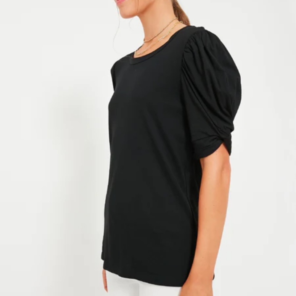Pomander Place M Vesty Shirt Womens Black Puff Short Sleeve Tee Tuckernuck